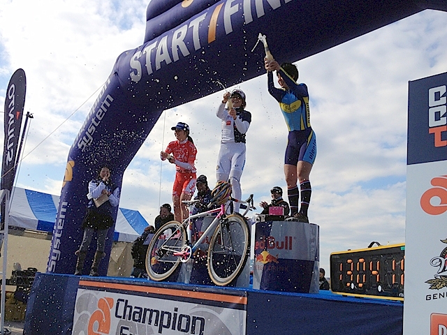 Women's L1クラス表彰式