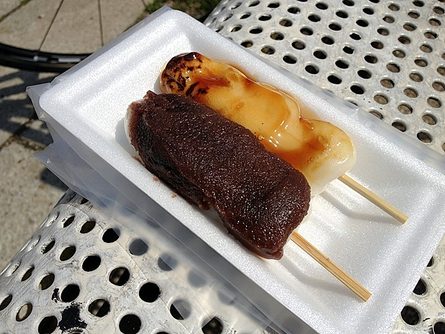 やき団子とあん団子
